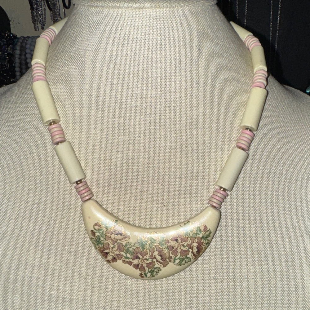 Japan Vintage Porcelain Bib Necklace